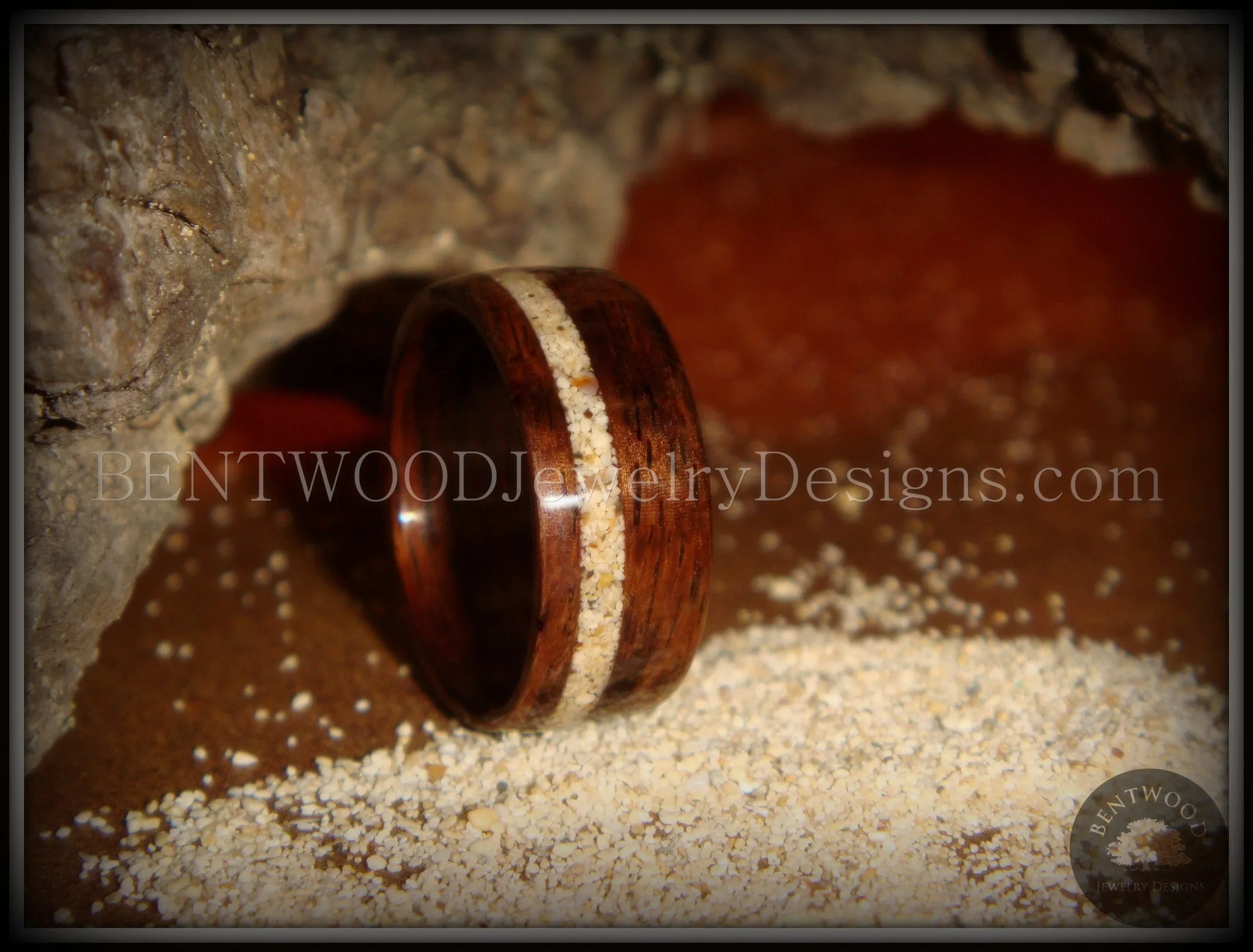 Bentwood Ring - Rosewood with Hawaiian Beach Sand Inlay
