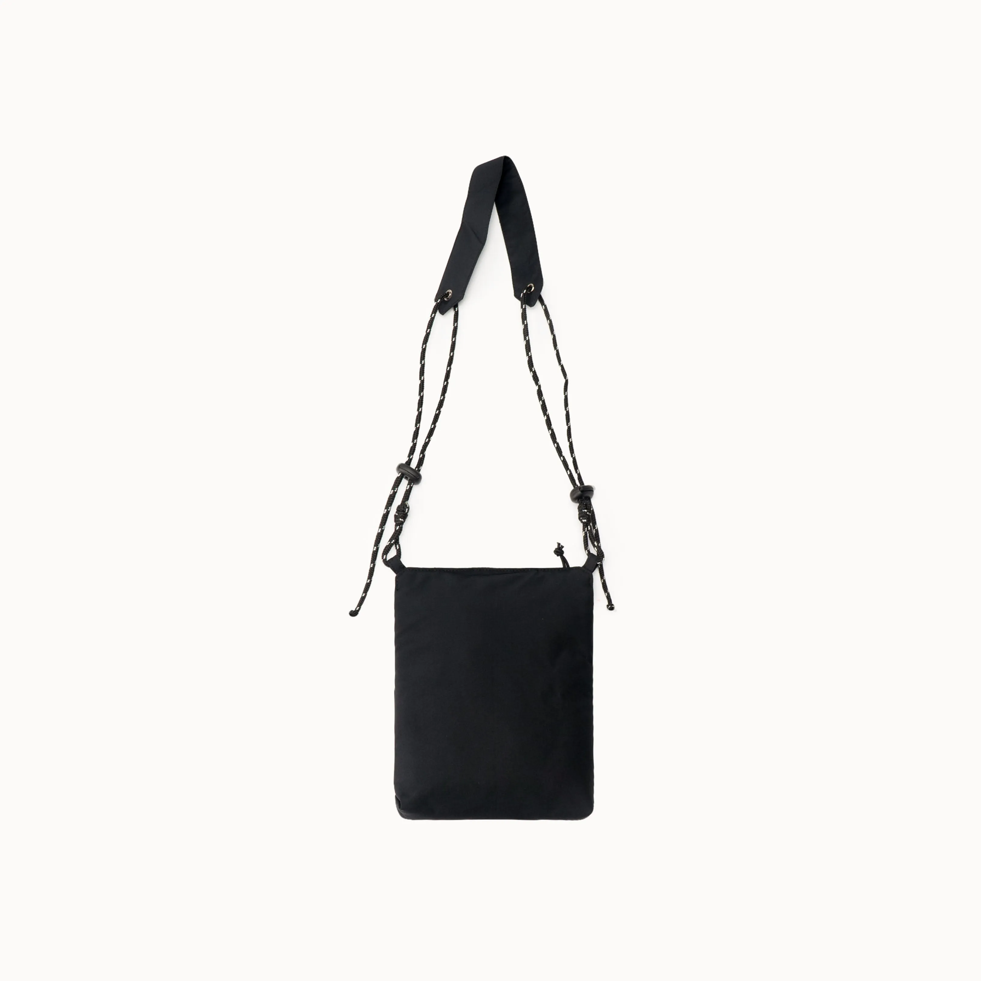 DEMANO - BLACK
