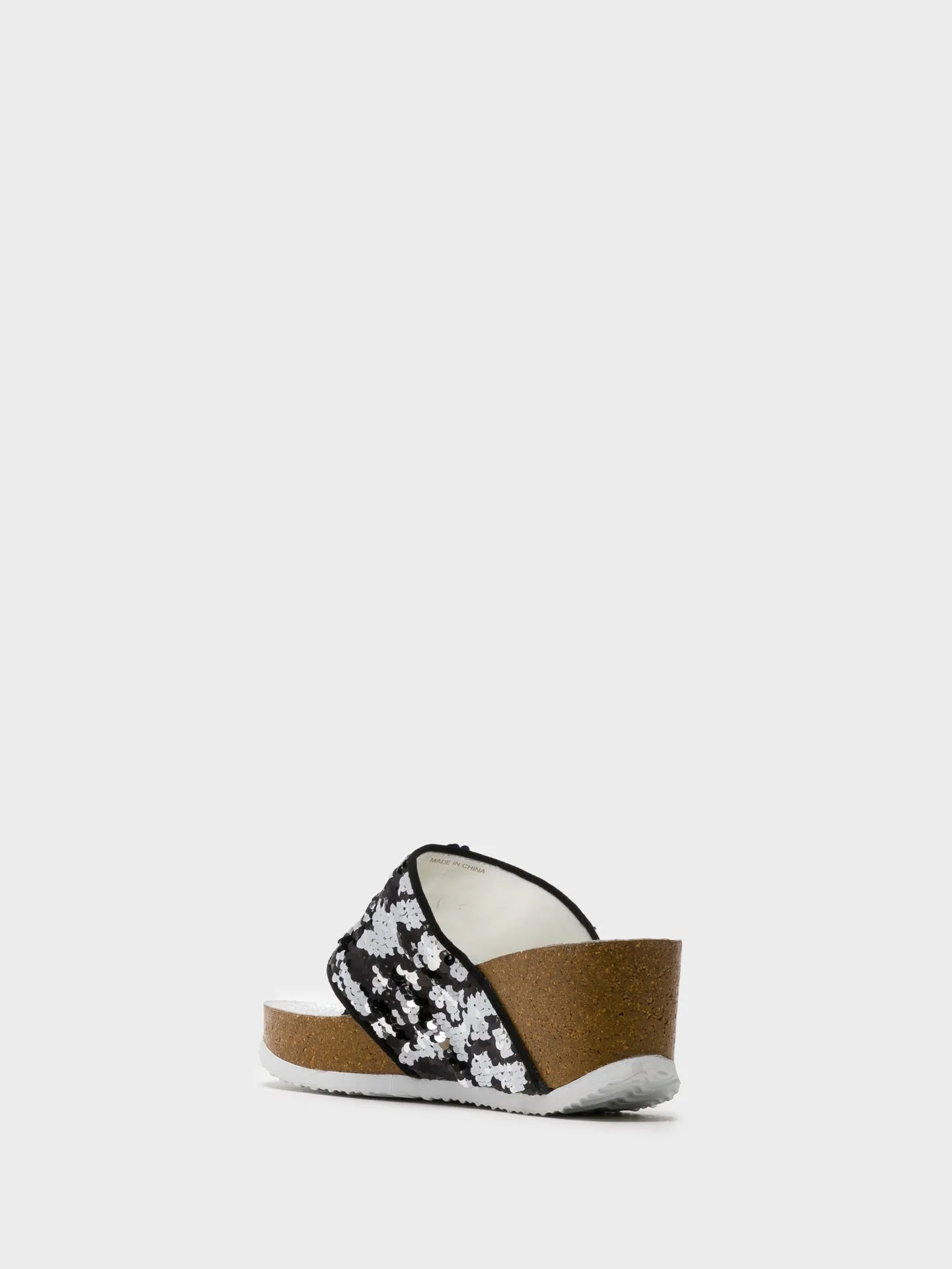 Multicolor Appliqués Flip-Flops